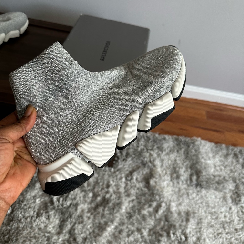 Balencienga shoe wore it once.. - Picture 4 of 12